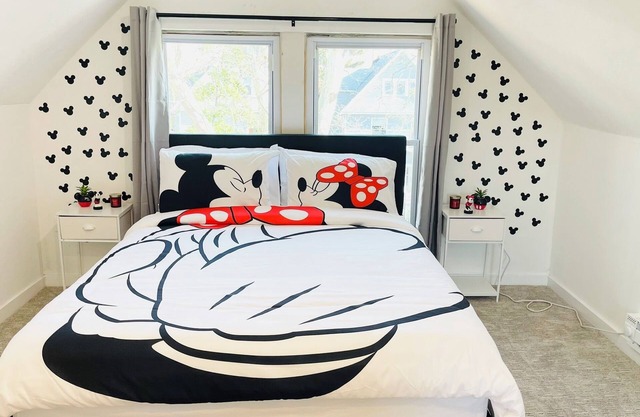 Disney House WEST Cleveland & GameRoom