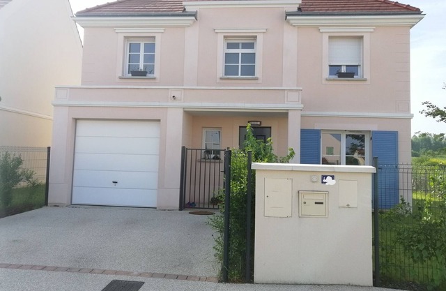 Disneyland House-Marne-la-vallée-Montevrain