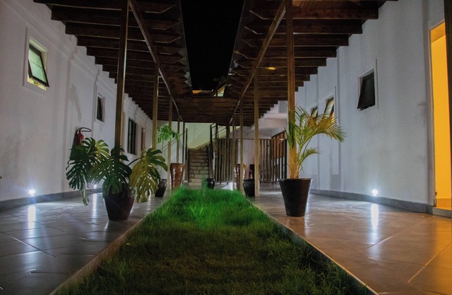 Distinctions Gardens Guest House