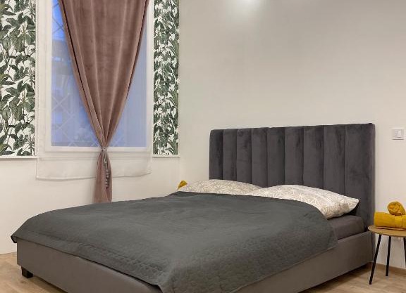 DMR Apartments