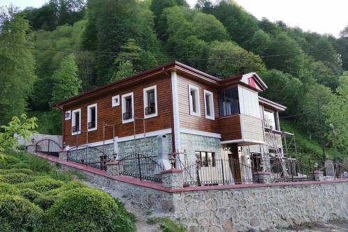 Doğayla Baş Başa Villa -11 Kişilik - Bakanlık Sertifikalı