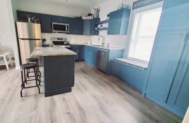 Dog Friendly|Fenced|Full Kitchen|Firepit