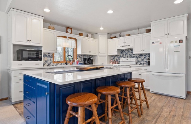 Dog Friendly home in Fish Creek-private lot