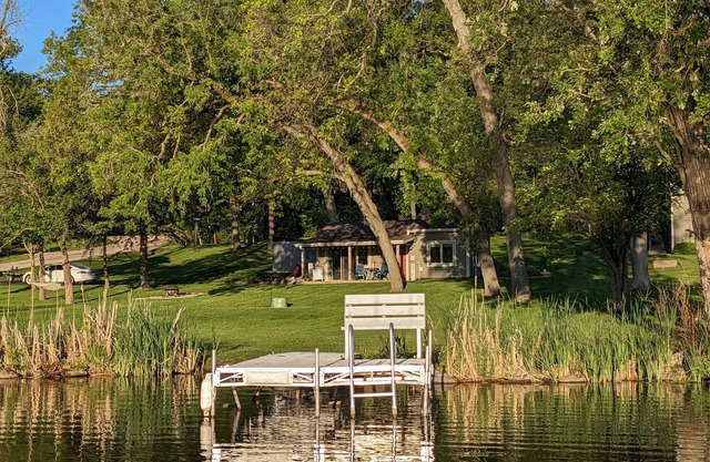 Dogs Stay Free! Lakefront Bungalow with Dock