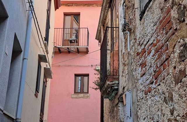 Dolce-Giardino Studio, Cosy Retreat in Scenic Isnello