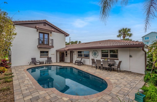 Dolce Vita/Pool/Across from Beach Access/Walk to River Access/Close to Flagler