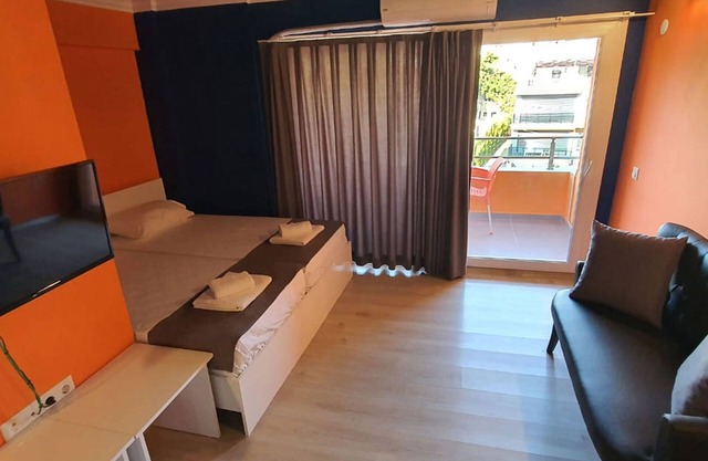 Dolly Apartments