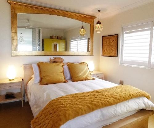 Dolphin Inn Guesthouse