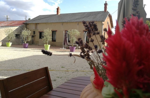 Domaine de Chenou - Quiet & Nature with swimming pool
