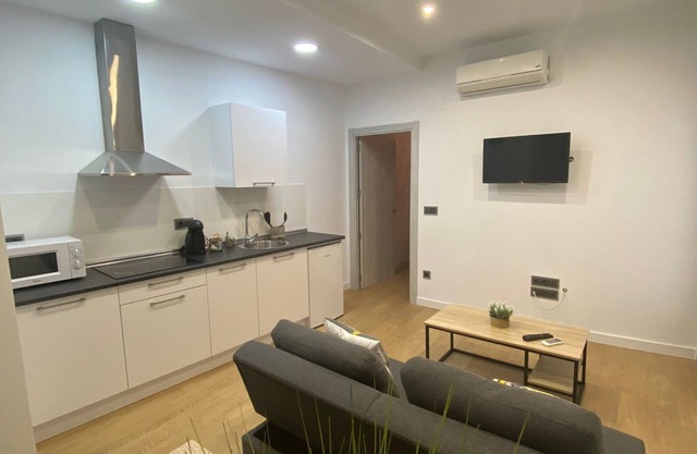 Don Juan Apartments: Craftsmanship I