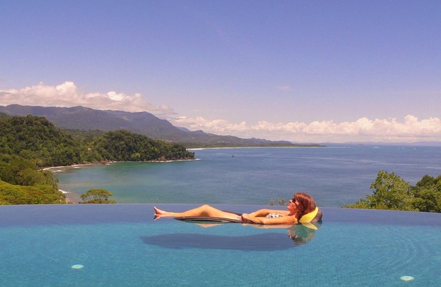 Don't Miss This Oceanfront Luxury Villa Wow.What a View!