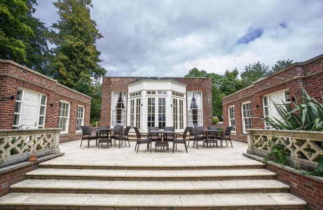 Donnington Grove Country Club