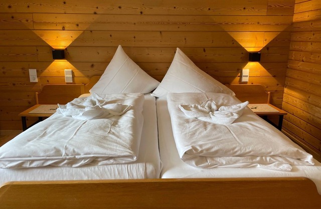 Doppelzimmer - Gästehaus Holl