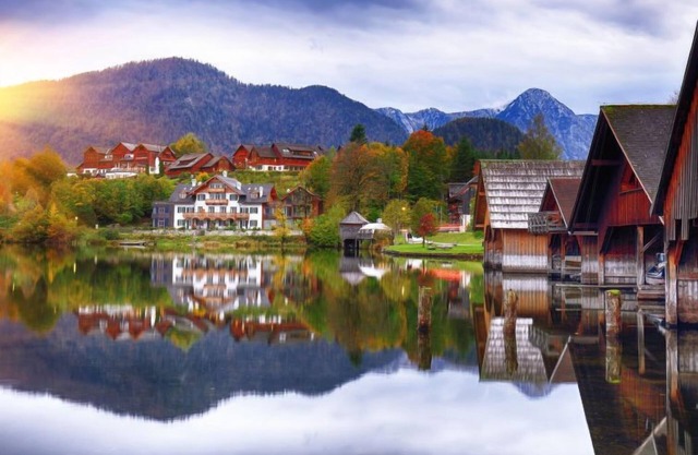 Doppelzimmer Seeblick by Interhome