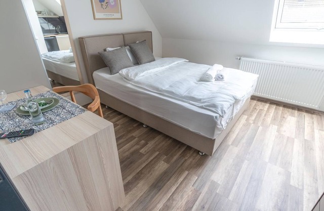 Double room (2) - Colakation GmbH