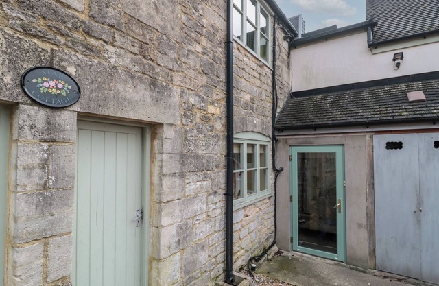 DOUBLE ROOM 2, romantic in Whiteshill