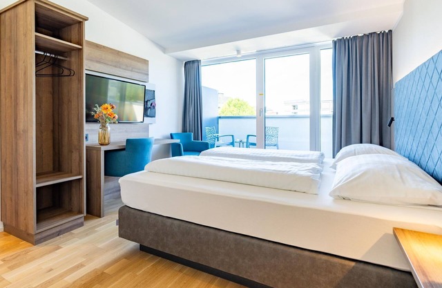Double room comfort, excl. Breakfast, cancellation free of charge - Hotel Jedermann