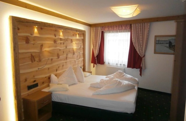 Double room small - Das Kaltschmid - Familotel Tirol