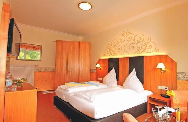 Double room with shower and WC