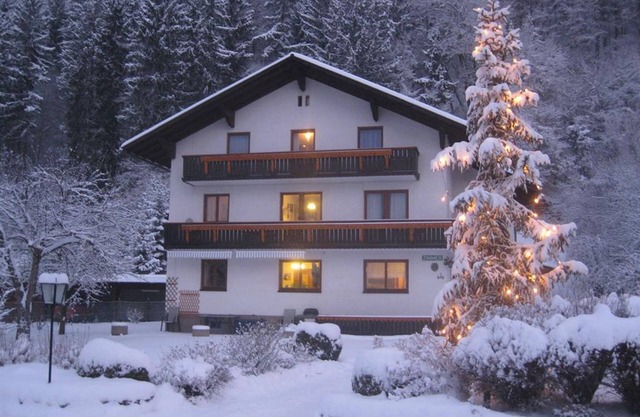 Double room with shower, WC - Haus Moser
