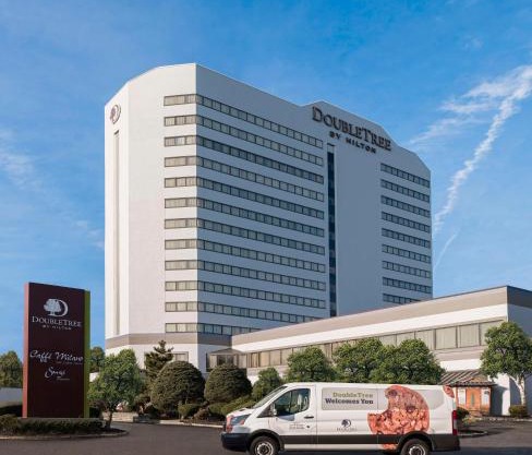 DoubleTree by Hilton Fort Lee/George Washington Bridge
