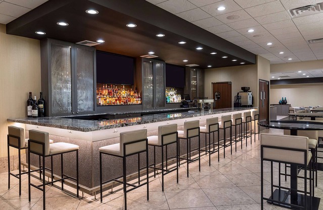 DoubleTree by Hilton Madison Downtown