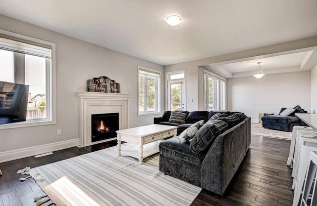 Downsview Park Private Bedroom B