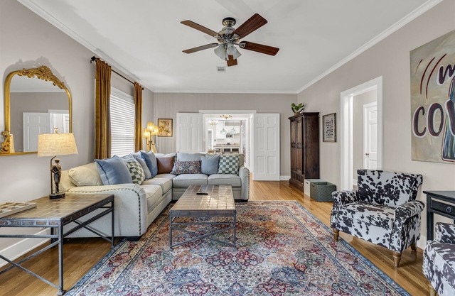 Downtown Access | Private | King Bed