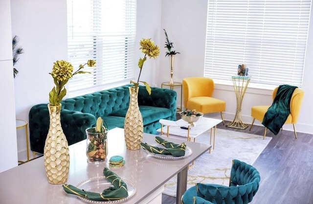 Downtown ATL Luxury 1-bedroom with AC and WiFi