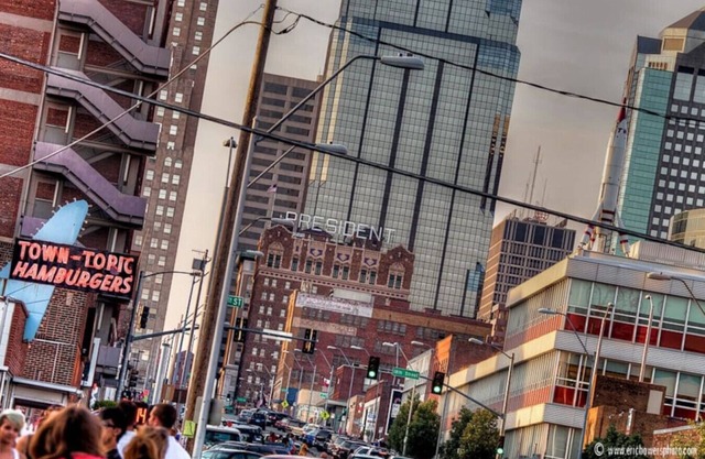 ★ Downtown Downtown Downton ★