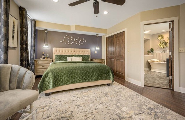 Downtown Galena Luxury Penthouse w/Parking