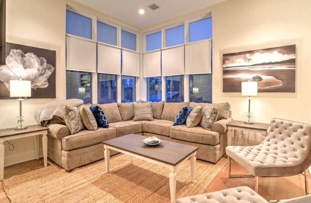 Downtown Townhome with Private Elevator