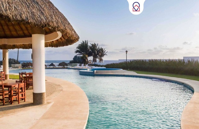 Dream Diamante | Beach Club | Special Price