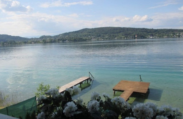 Dreamlike lake house directly at the Wörthersee