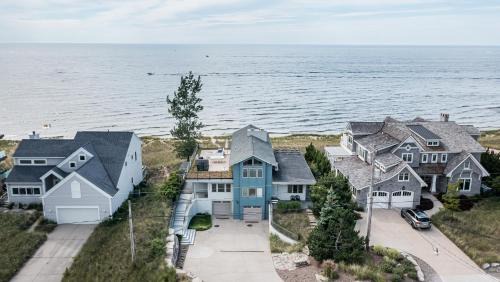 Dreamview- Private Lake frontage