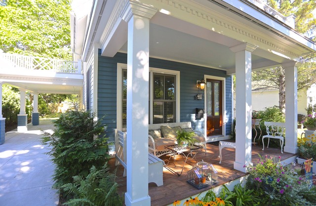 Dreamy Cottage, Perfect Location to Lakes and Town! Cutest Cottage in Charlevoix