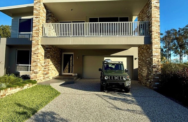 🐚 Drift at Tea Gardens | 🛌 Sleeps 14 | 🐾 Pet friendly | ⛳ Golf | 🐬🦅🦘🐨 |