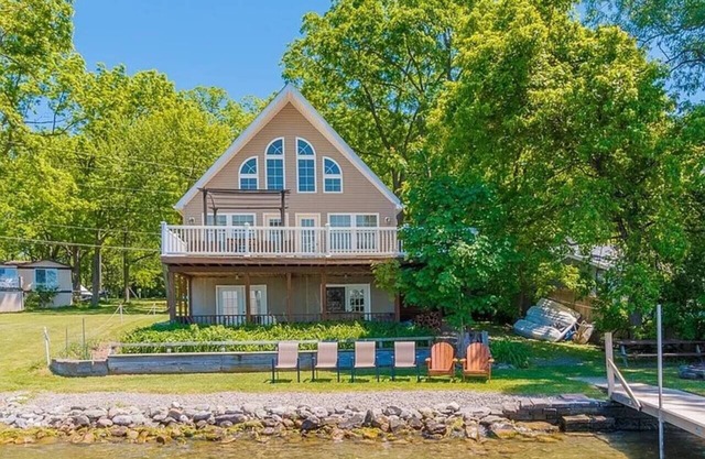 Dual House | Cayuga Lake | Fire Pit | Hot Tub