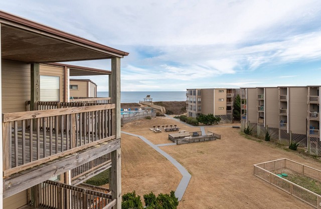 Duckburgh - Ocean view, Updated, 2 min. walk to the beach