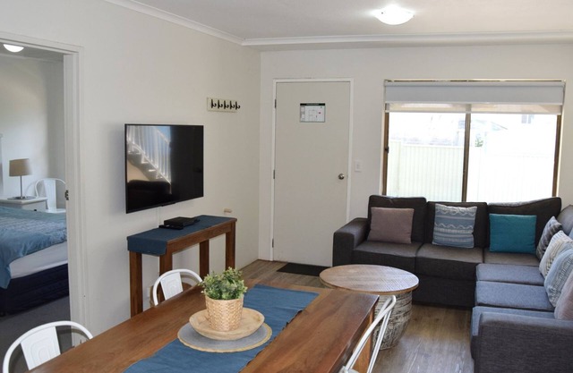 Dunbar Court Unit 3 - South West Rocks