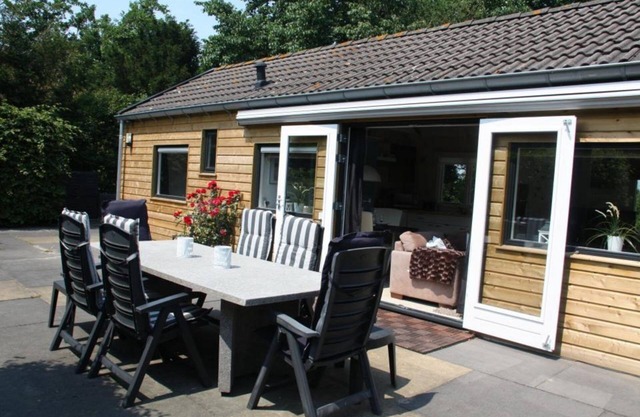 Dune Chalet with sunny terrace directly against the dunes for 2 persons+ Baby