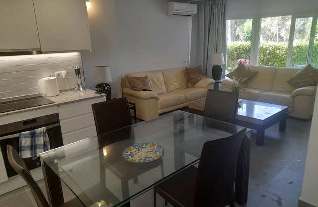 Duplex apartment walking distance to beach and shops