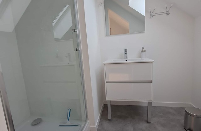 DUPLEX IN MALO BEACH