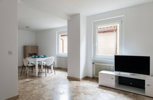 Duplex with balcony overlooking the lake (ROSE 2)