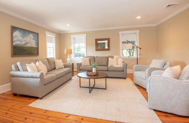 Dutch Country Acres | 4 Bed, 3.5 Bath