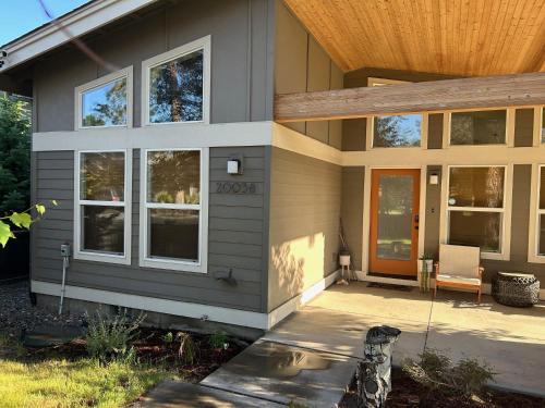 Dwell 30 Days Minimum home