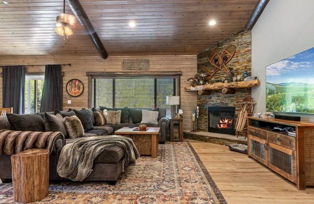 Eagle Creek Lodge w/Spa