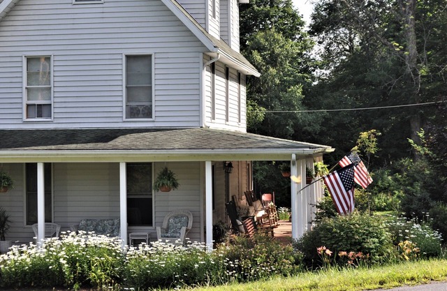 Eagles Mere Lodging Perfect for Two People - Across from Outlet Pond