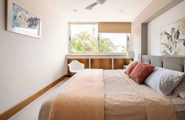 Easy Living, Simplistic Elegance