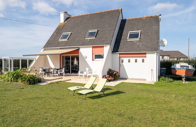 Echo de Vagues by Interhome